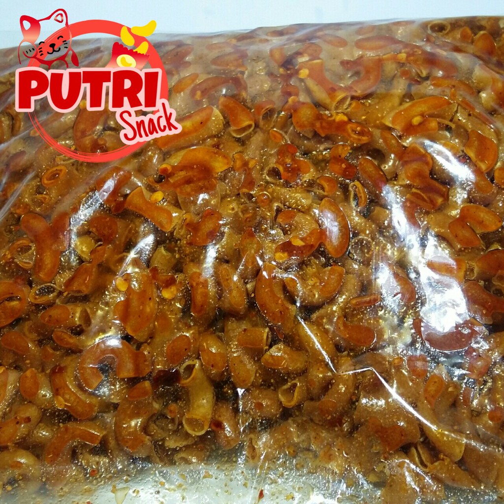 Makaroni Kriuk Kemasan Kiloan ( putri snack ) cemilan kering 500gr