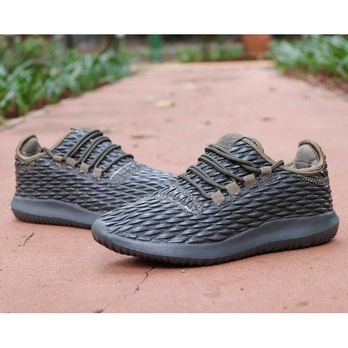 SEPATU OLAHRAGA SNEAKERS ADIDAS TUBULAR SHADOW QUILTED GRADE ORIGINAL