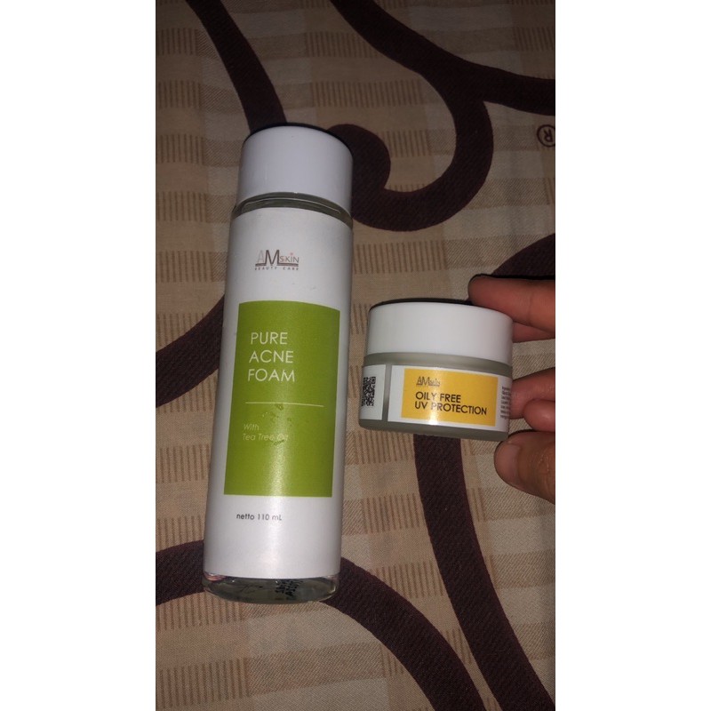 Preloved  - Amskin Pure Acne Foam & Oil Free Uv Protection