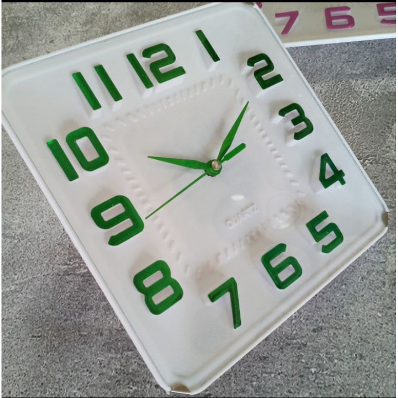 Jam Dinding Polos Angka Hijau