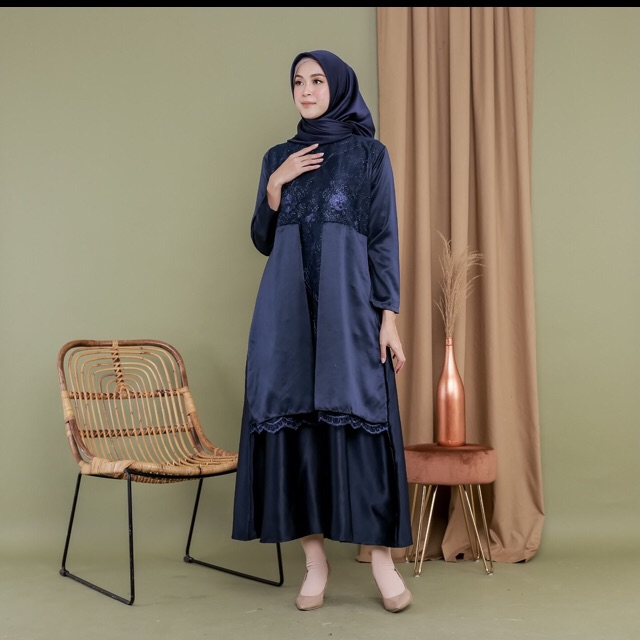 Zarina dress navy