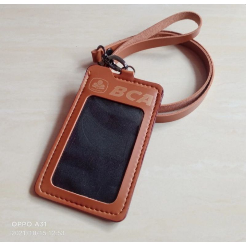 

Kalung ID Card Name Tag Bank BCA Coklat