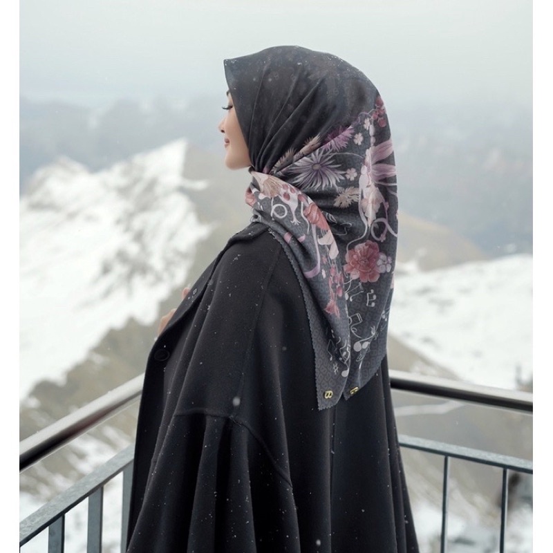 Buttonscarves The Nada series Re Voal