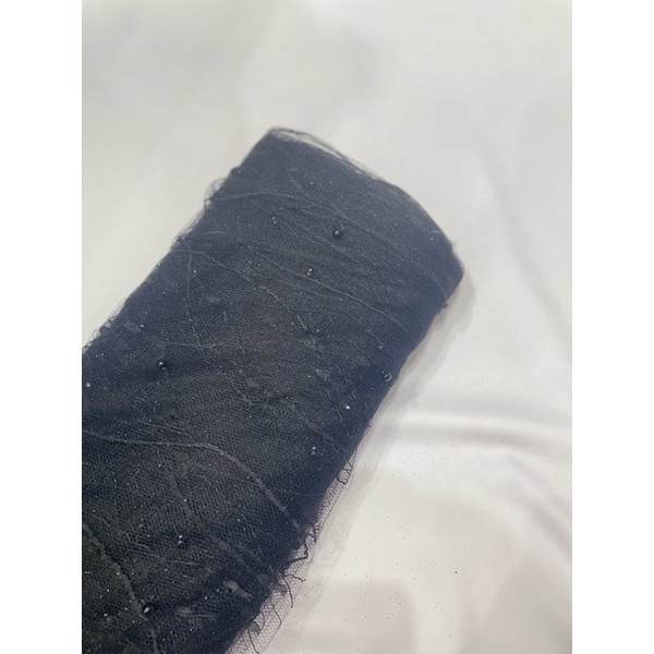 kain Tulle akar mutiara-Hitam