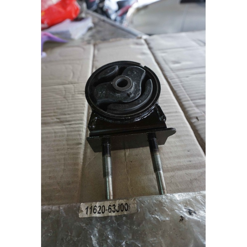 Engine Mounting Kiri Suzuki Swift