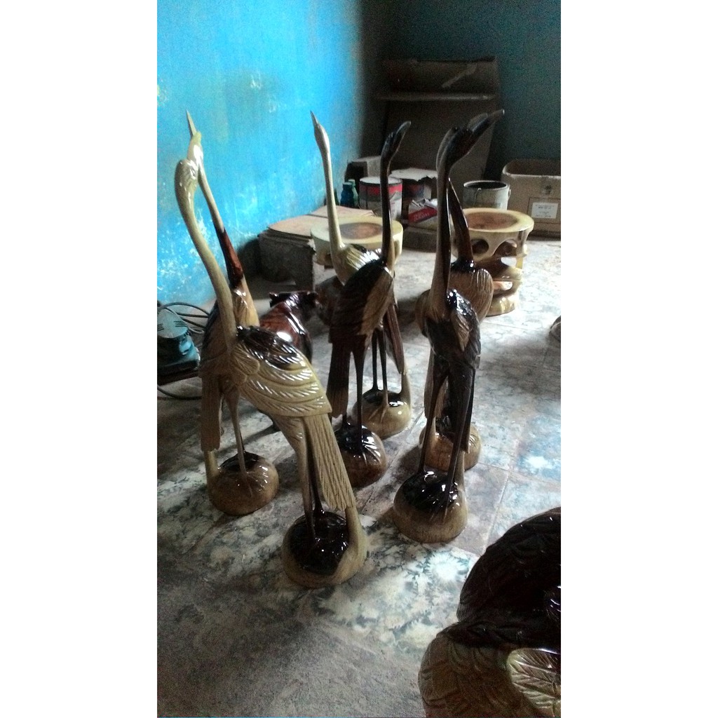 patung burung bangau