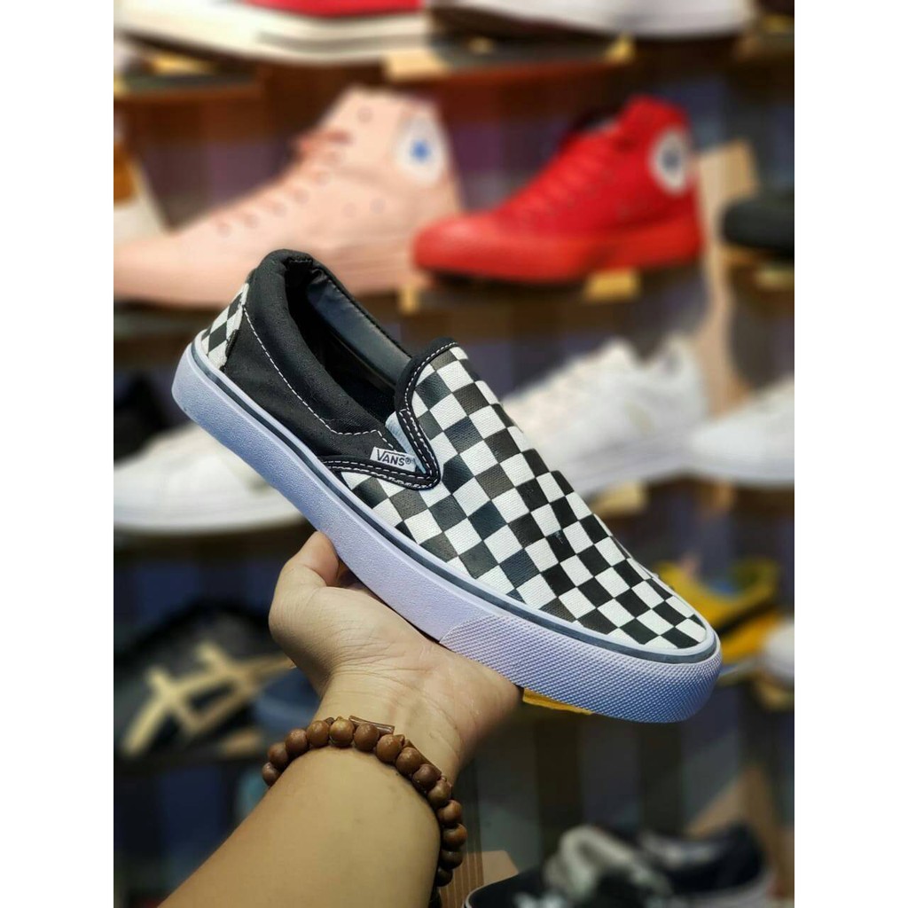 Vans Slip On / Vans slip on Wanita / Vans Wanita / Vans Pria / Vans Murah / Vans Slip on Pria