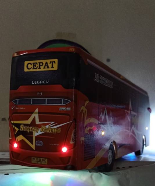 Miniatur bus sugeng rahayu SR2 plus lampu