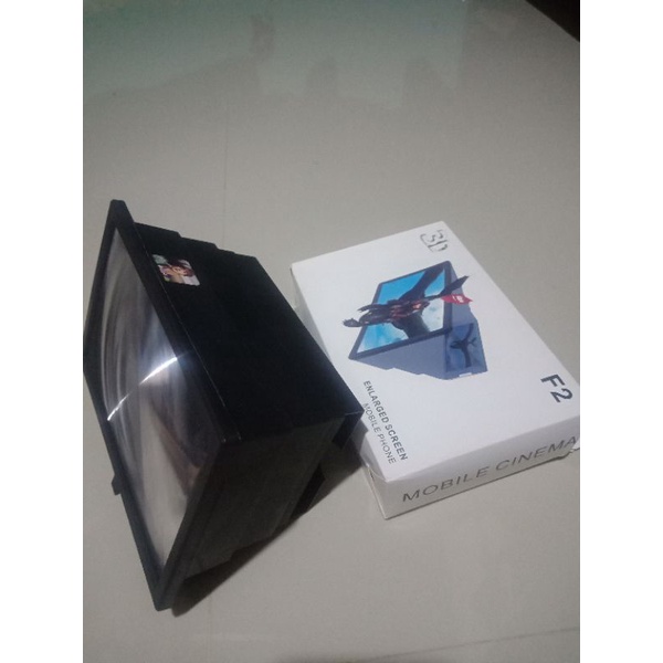 Proyektor Hp (pembesar layar HP)