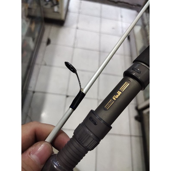 joran pancing daiwa regal 165 carbon