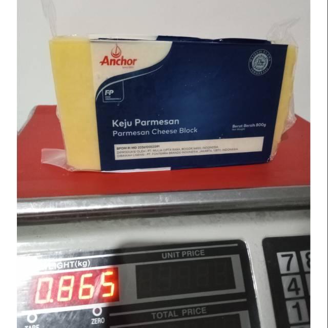 

Keju parmesan Anchor 800gr