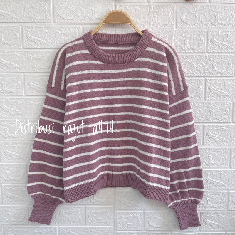 TITI STRIP SWEATER RAJUT KERAH BULAT PREMIUM