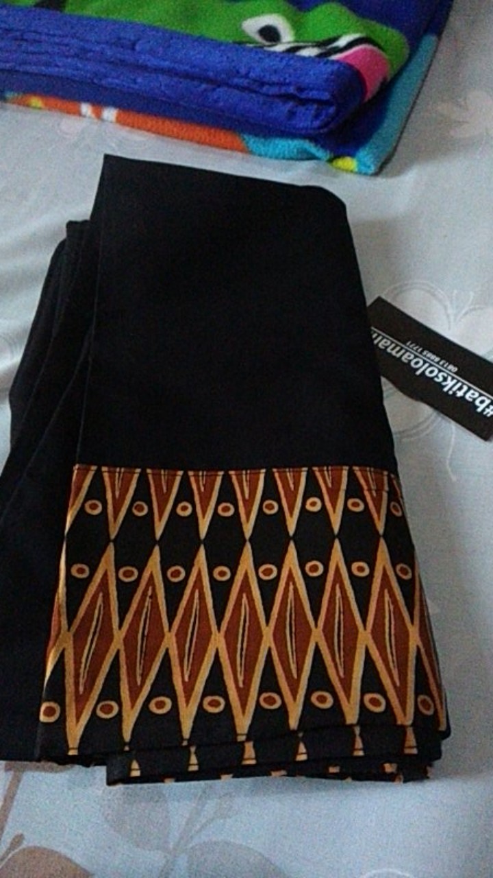 Batik Solo Sarung Batik Tejo Lasem Alethea Batiksoloamanah 110.000