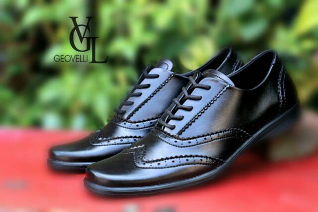 Fashion Men's Leather Geovelli Shoes Hitam