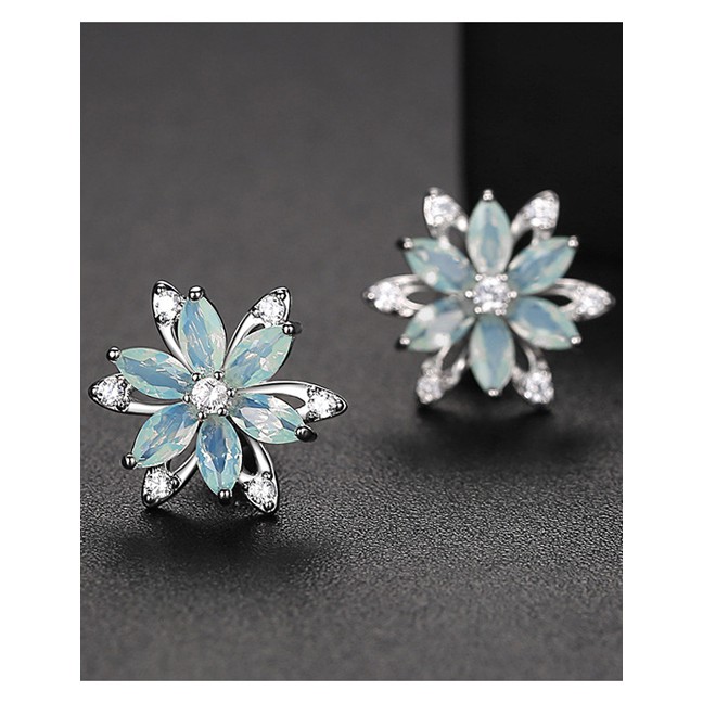 LRC Anting Tusuk Fashion 18k Copper Inlaid Zirconium Petals Earrings D42422