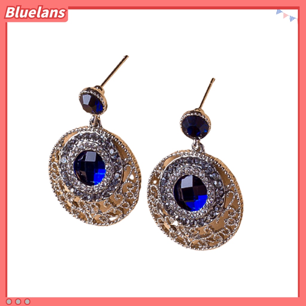 Anting Stud Bentuk Bulat Hollow Aksen Berlian Imitasi Warna Biru Untuk Wanita