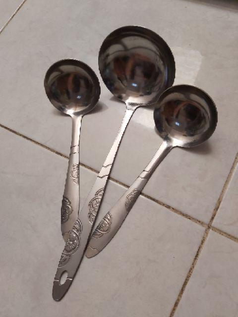 Centong Sendik Sayur Besar Stainless Tebal Ukir