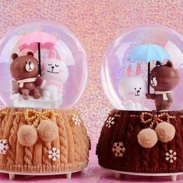 Pajangan Bola Kristal Salju (Brown, Cony)