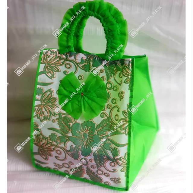 TAS KAIN SPUNBOND MOTIF PITA GOODIE BAG / TAS DUS BESEK HAJATAN 20 x 20 ISI 12 PC