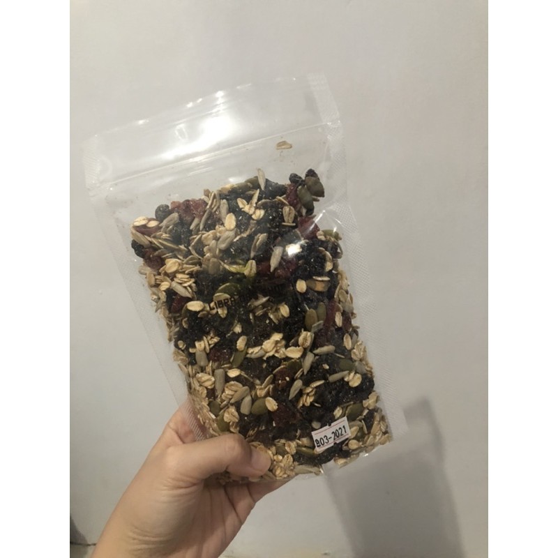 

Muesli / Trail mix / 250 Gram