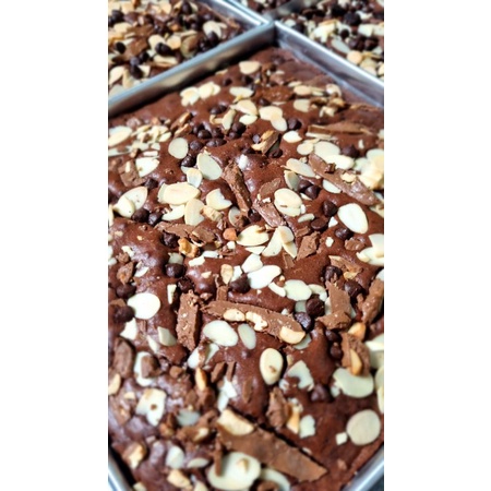 

Brownies panggang premium Full Size (22x22)