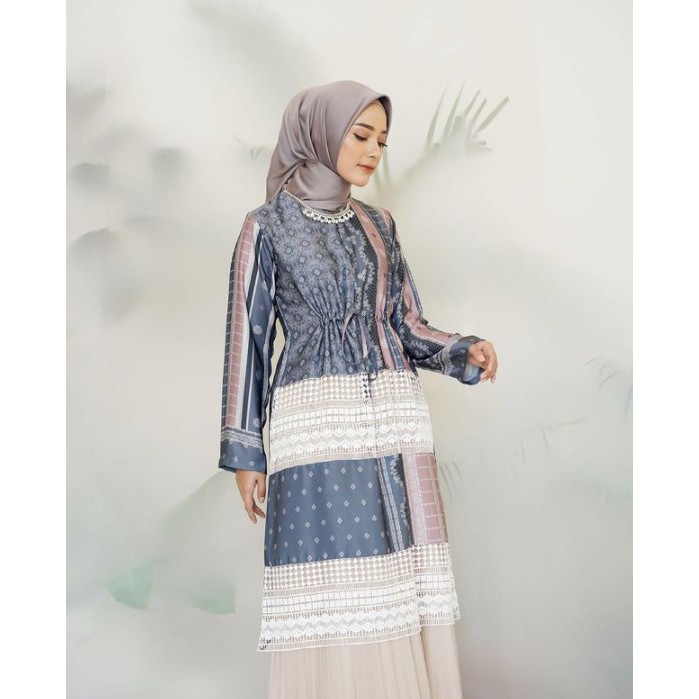 Edelweis Tunik Navy by Vanilla Hijab