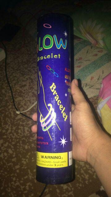 Glow Stick 100 Pcs - Stik Nyala 100 Pcs - Stick Fosfor - Glow In The Dark Stik - Gelang Fosfor