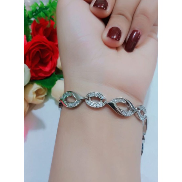 Promo,,, perhiasan wanita titanium Gelang Tangan anti karat lapis emas gold dan silver motif pilihan