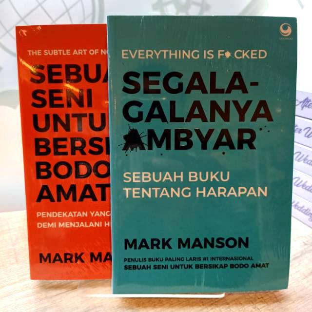 Paket Buku Karya Mark Manson Sebuah Seni Bersikap Bodo