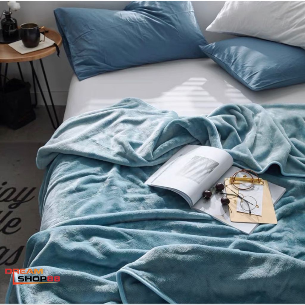 Selimut Bulu Halus Ukuran 160x200cm / Selimut Bulu Dewasa Tebal Super Lembut-light blue