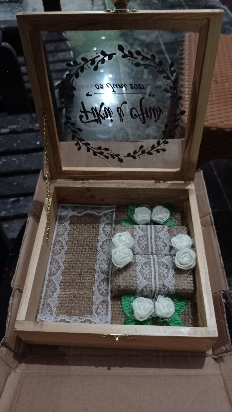 Kotak Mahar 2 Perhiasan Berbahan Kayu Palet