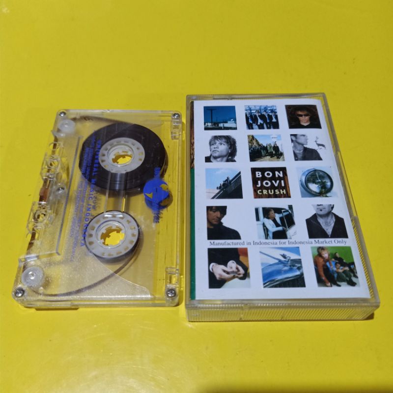 Kaset BON JOVI Crush