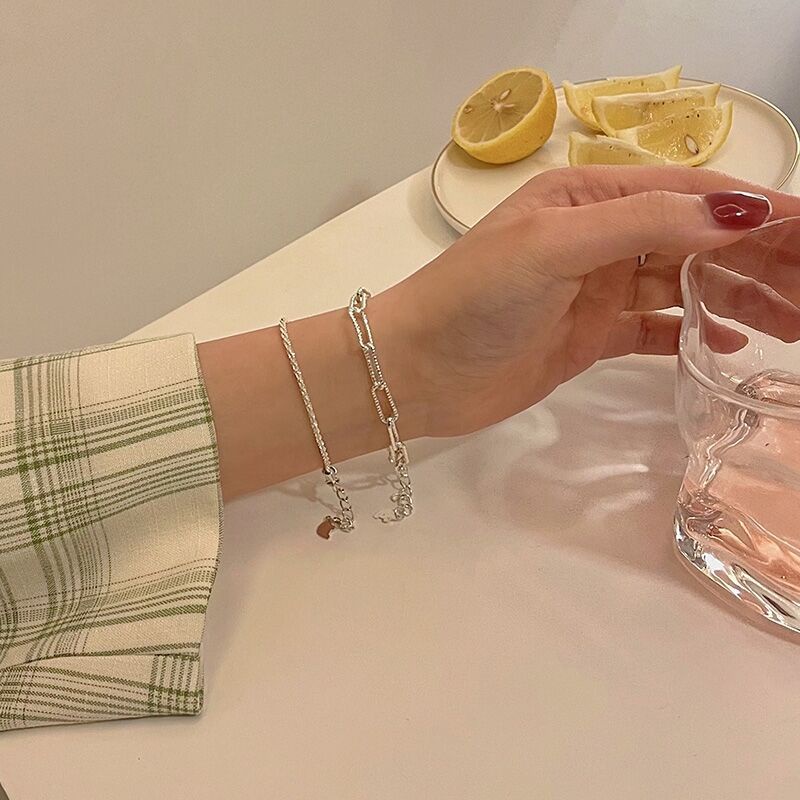 Dalikan dessytock zahrorean fashion style glitter perak berpigmen lingkaran gelang perempuan ins niche desain