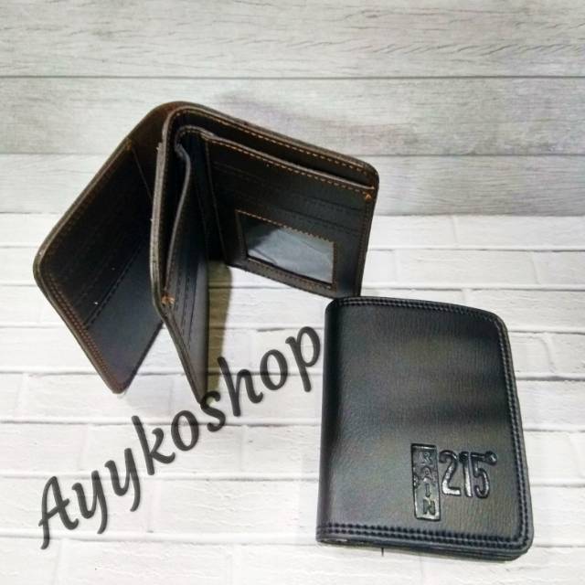 Dompet pria diri