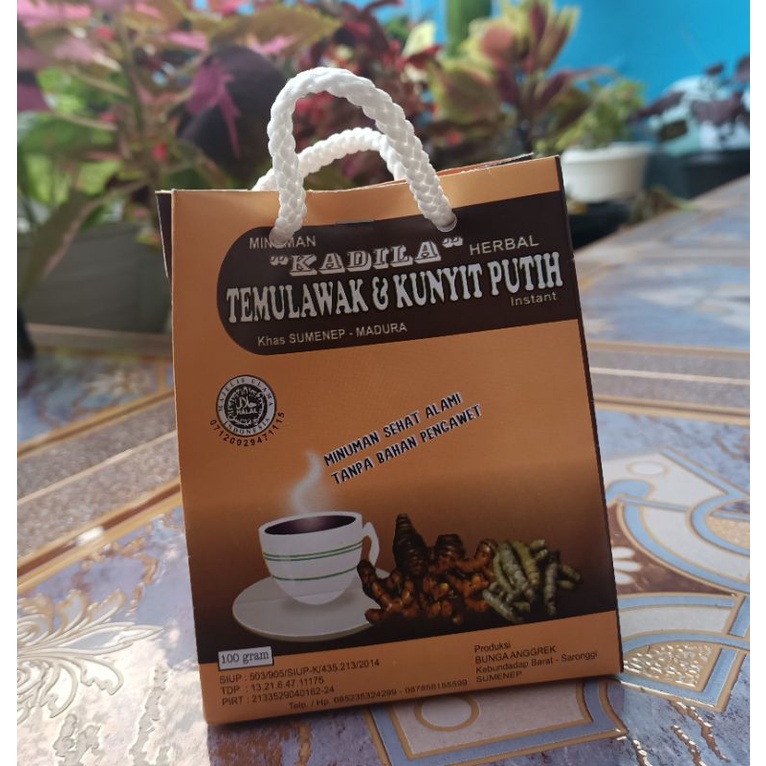 

Temulawak dan Kunyit Putih