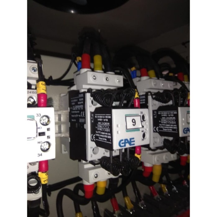 GAE KONTAKTOR KAPASITOR 25KVAR 415V