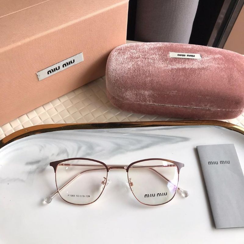 Miu Miu kacamata sunglasses