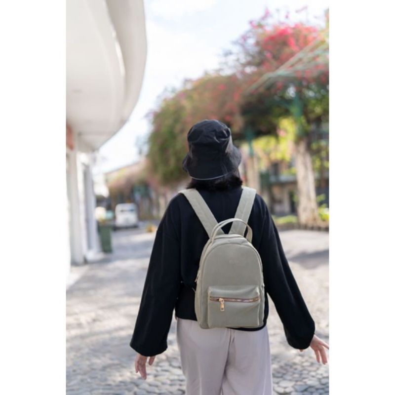 TAS RANSEL FLICKA BAG J90
