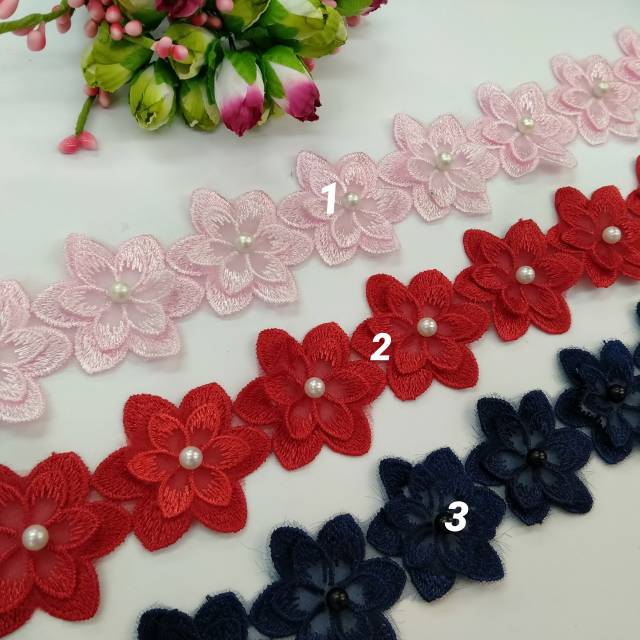 RENDA GIPER BUNGA TUMPUK MUTIARA Size : 4,5cm