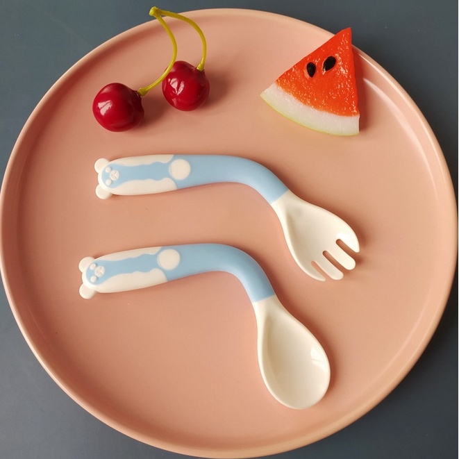 Set Sendok Makan Bayi elastis Alat Makan Bayi Sendok Garpu Bengkok Bahan Silikon Safety Spoon Baby chn