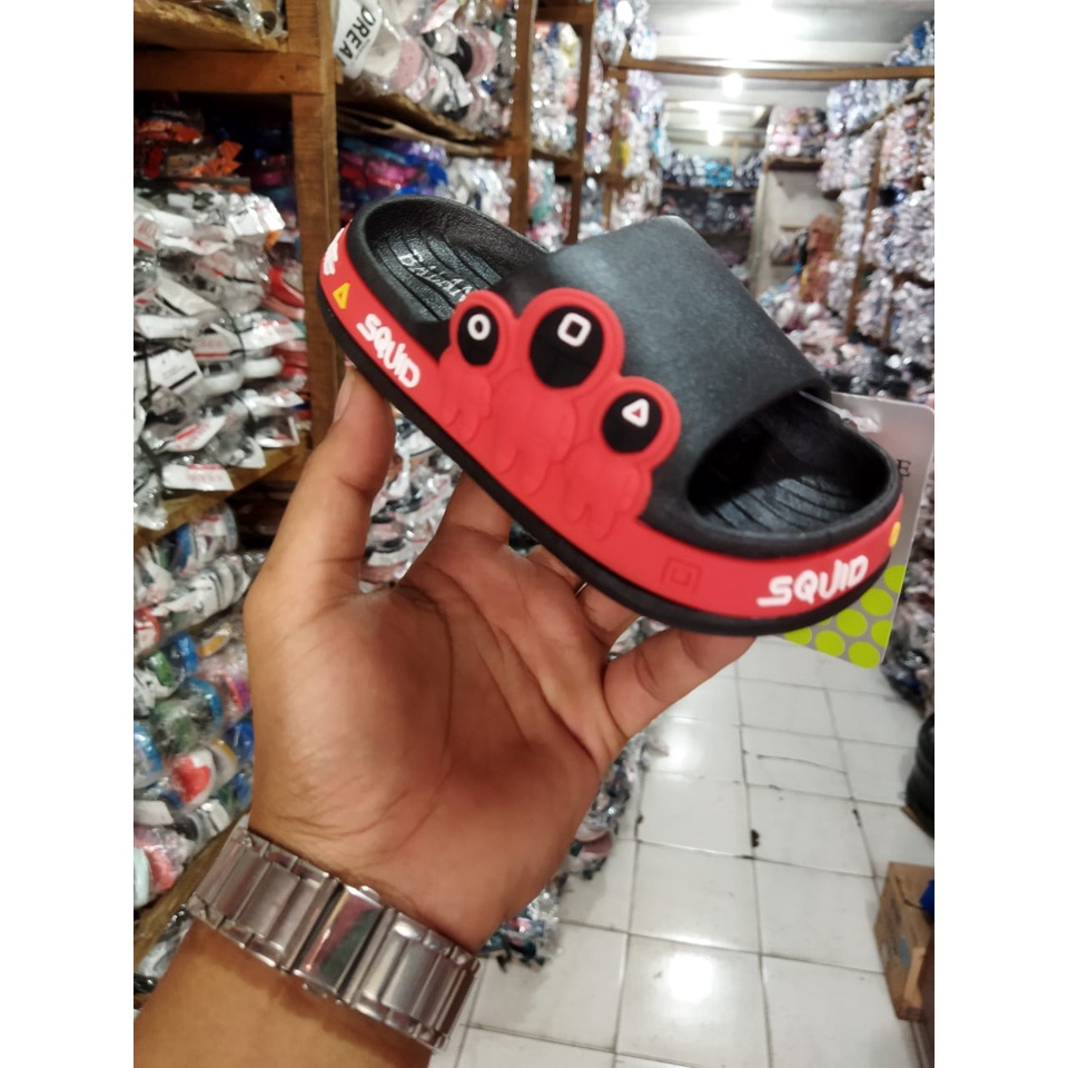 SANDAL SELOP ANAK KARAKTER SEQUID GAME BALANCE 2222-4 SIZE 24-35 SANDAL SELOP ANAK KARAKTER SQUID GAME