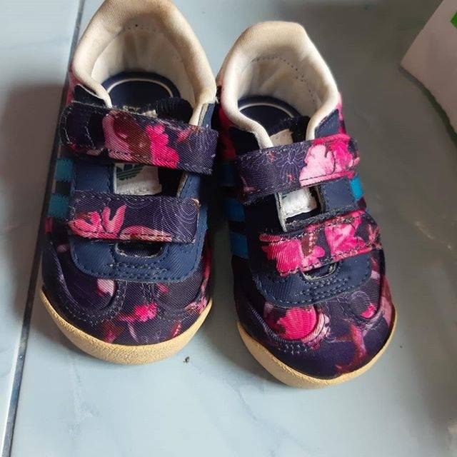 Preloved adidas baby original