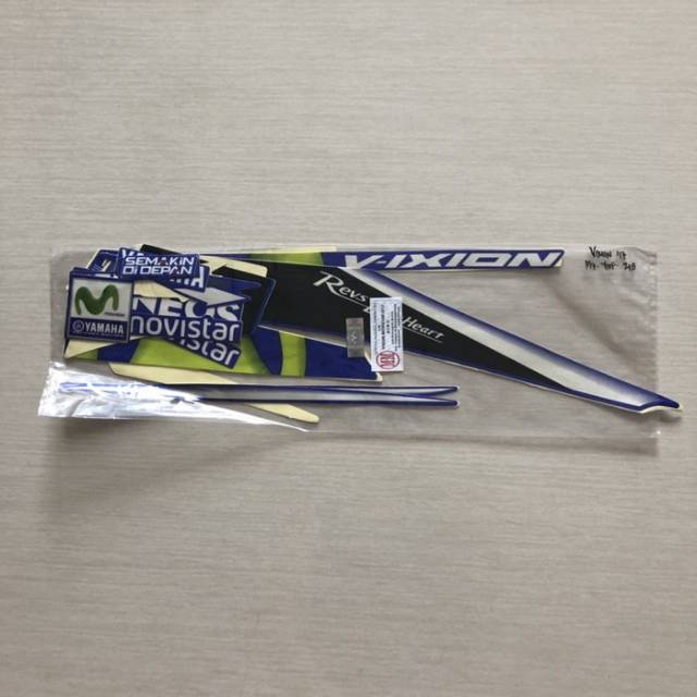 Stiker polet striping vixion  2017