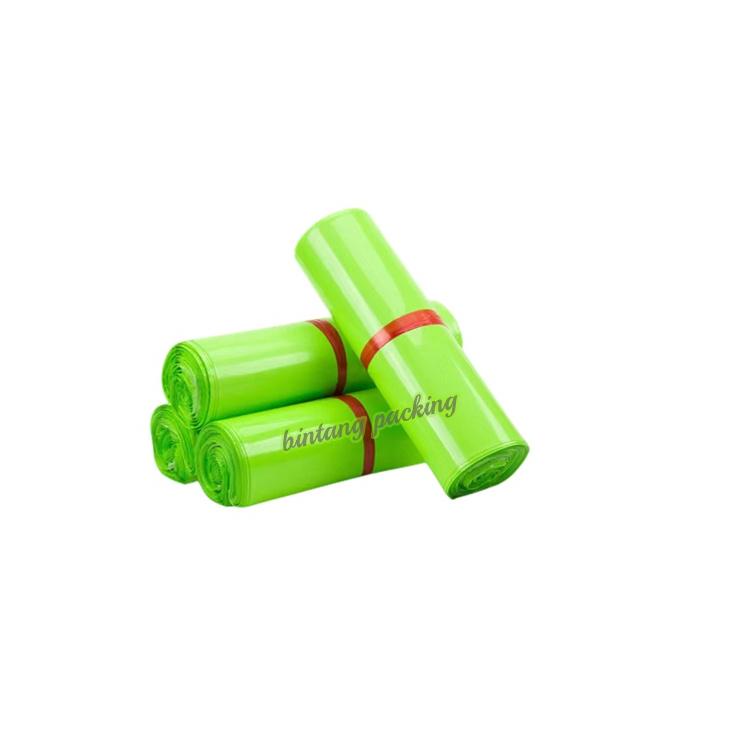 

Klik Beli PLASTIK POLYMAILER PLASTIK PACKING UKURAN 20X40 JU7...