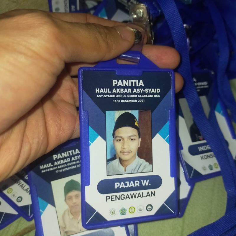 

Cetak Name Tag / ID Card Untuk Panitia Apapun