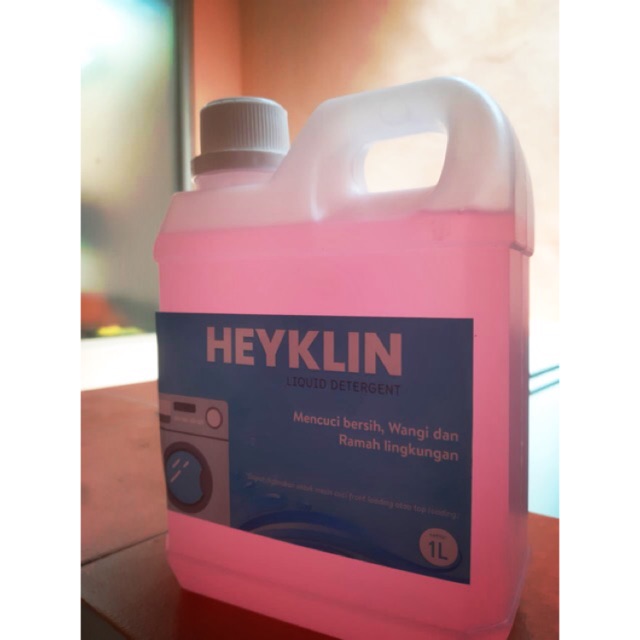 

DETERJEN CAIR - 1 LITER