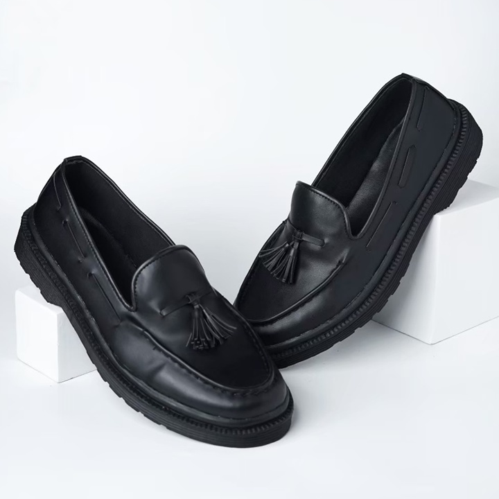 Sepatu Loafer Pria Kulit Formal Docmart Kasual Original - Albern