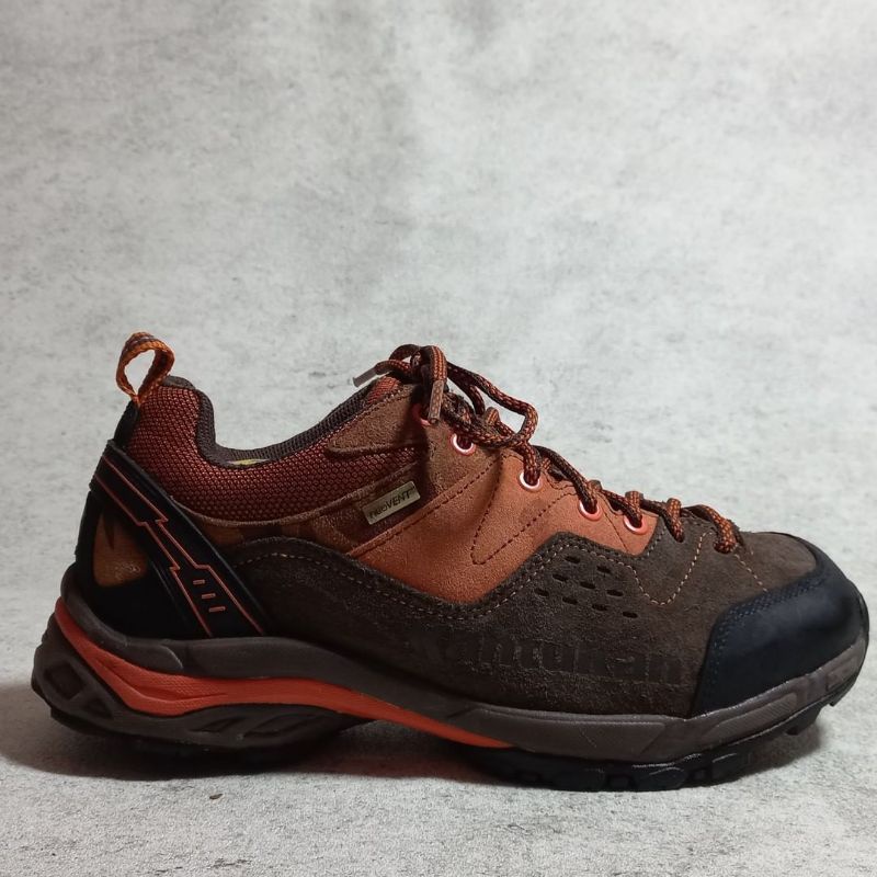 Sepatu Gunung Second Bekas Kantukan Original