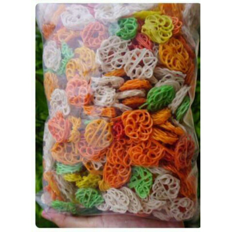 

krupuk mentah .1kg