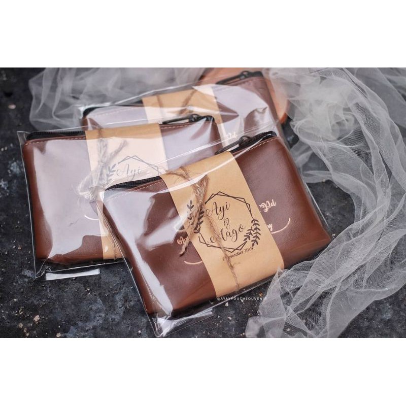 souvenir dompet kulit resleting